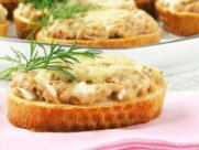 Горячие бутерброды с рыбой: тунец