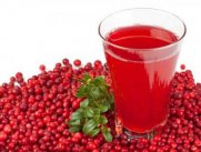 Как варить полезный компот из брусники?