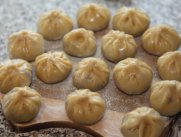 Готовим хинкали в мультиварке на пару