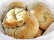 Самые вкусные чесночные булочки - рецепт