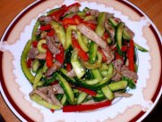 Корейские мясные салаты: огуречно-мясной салат