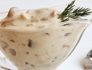 Как приготовить сливочный соус с белыми грибами?