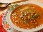 Борщ с солеными огурцами