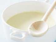 Как приготовить молочный соус для детских блюд?